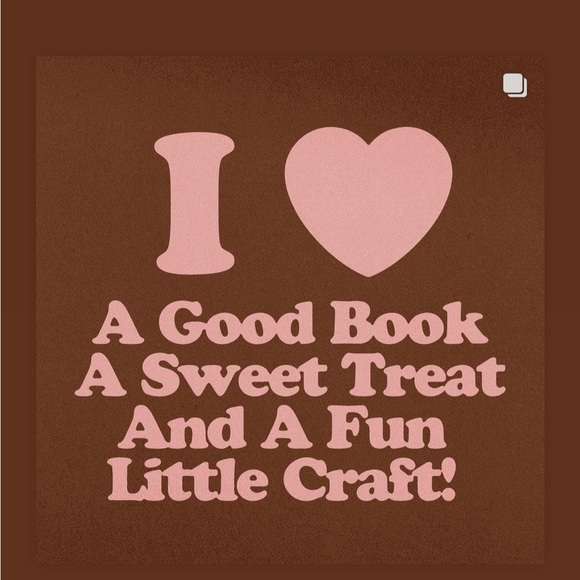 Meet your Posher, Emily - Picture 2 of 2